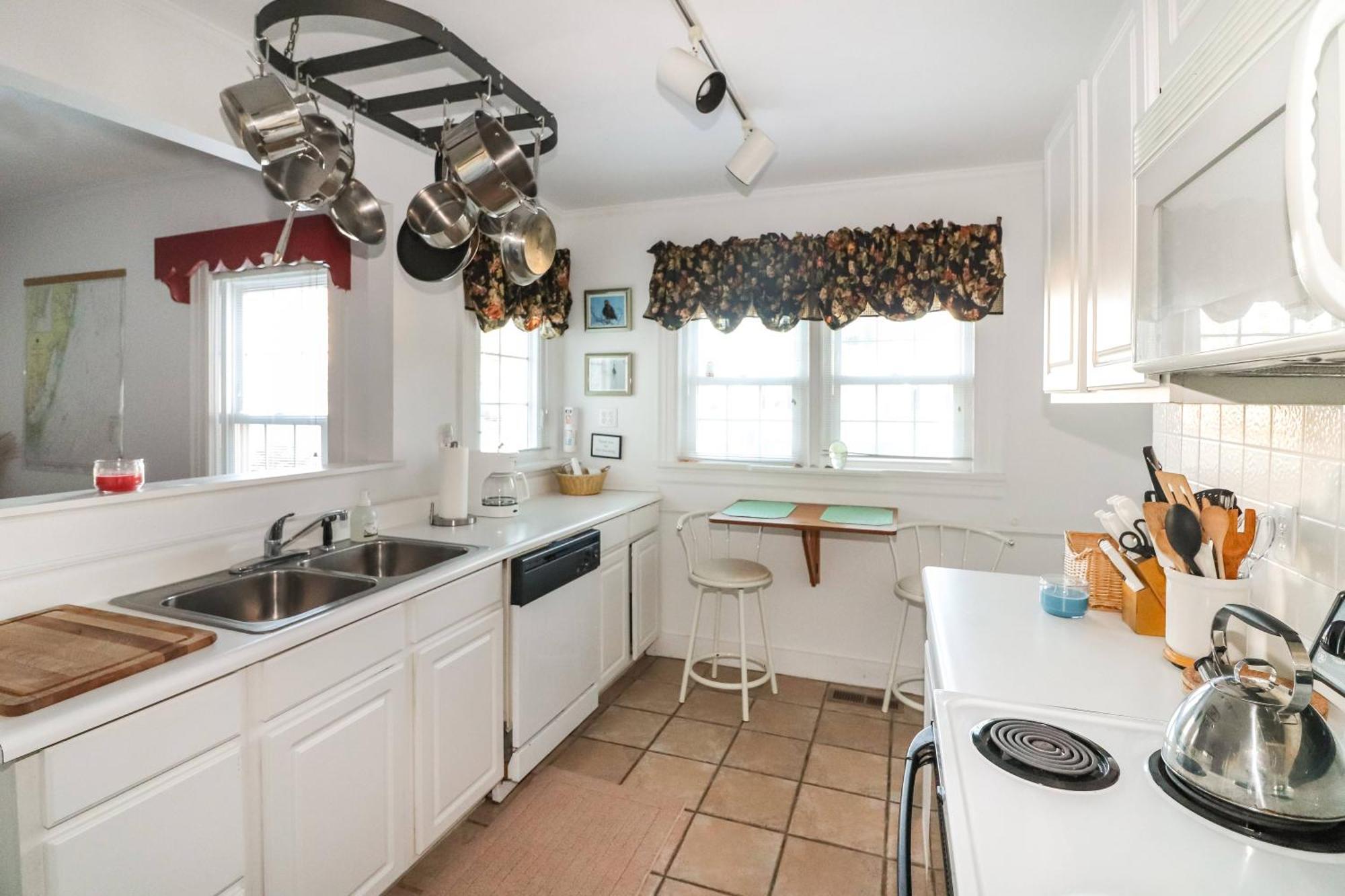 Holiday home Sea Charm - Downtown, Screened Porch! Chincoteague