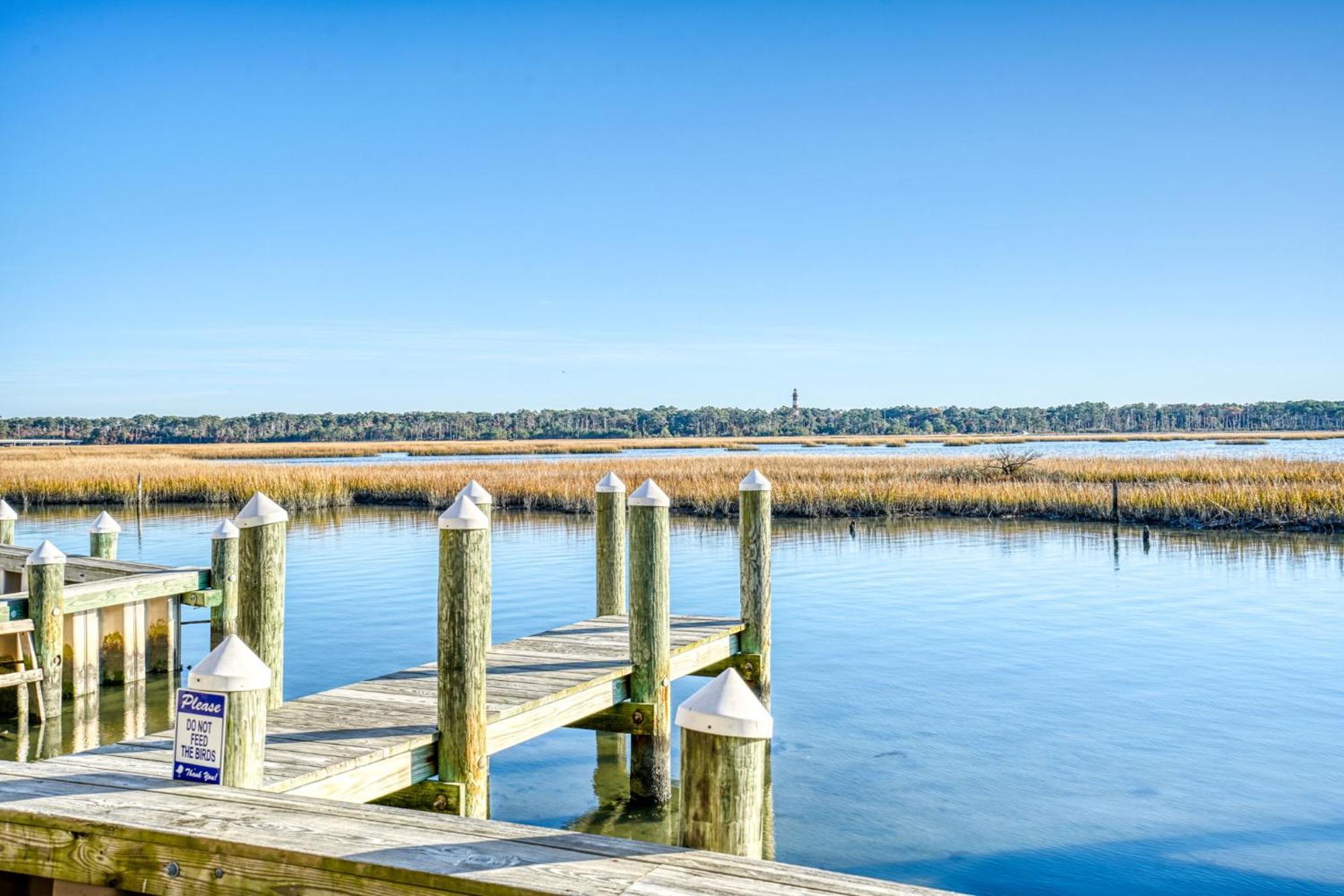 Piney Island Paradise - Waterfront With Pier & Patio! Holiday home Chincoteague