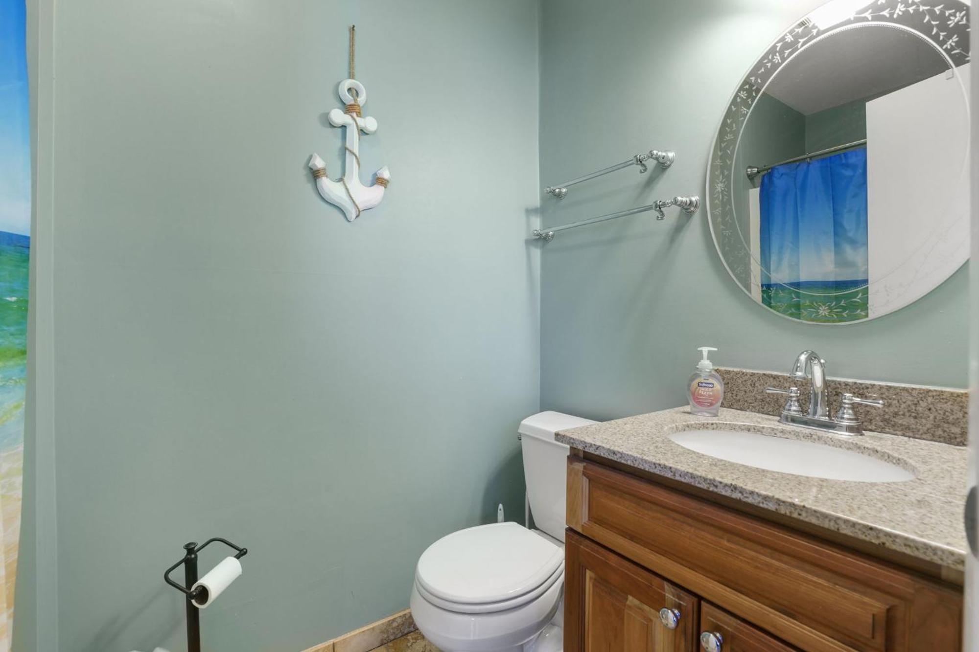 Holiday home Piney Island Paradise - Waterfront With Pier & Patio!