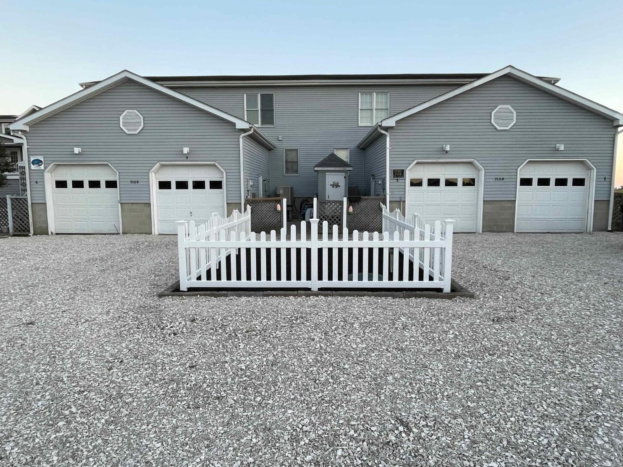 Holiday home Piney Island Paradise - Waterfront With Pier & Patio! *