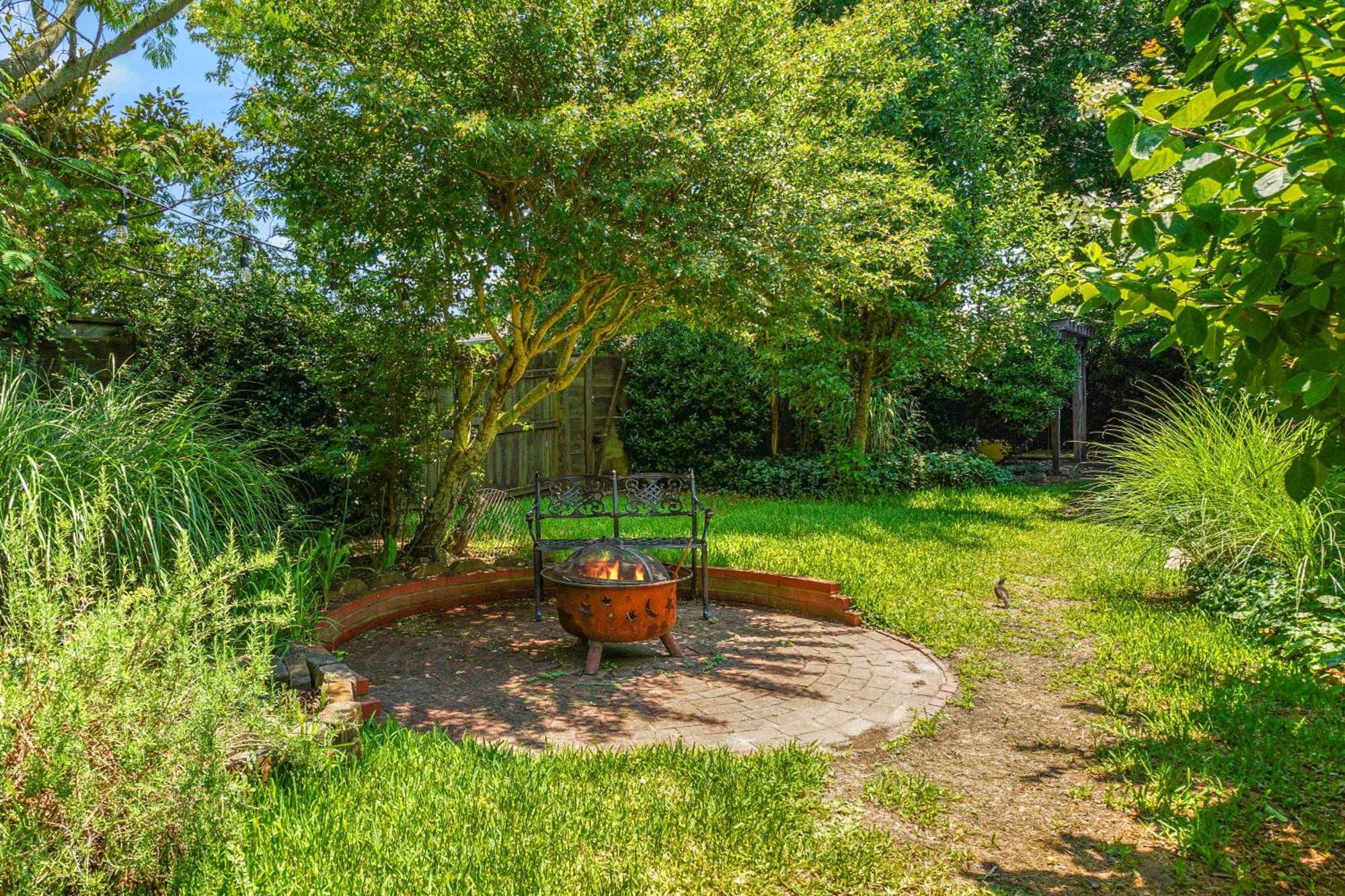 Holiday home Oasis On Main - Charming Victorian On Main Street! Chincoteague