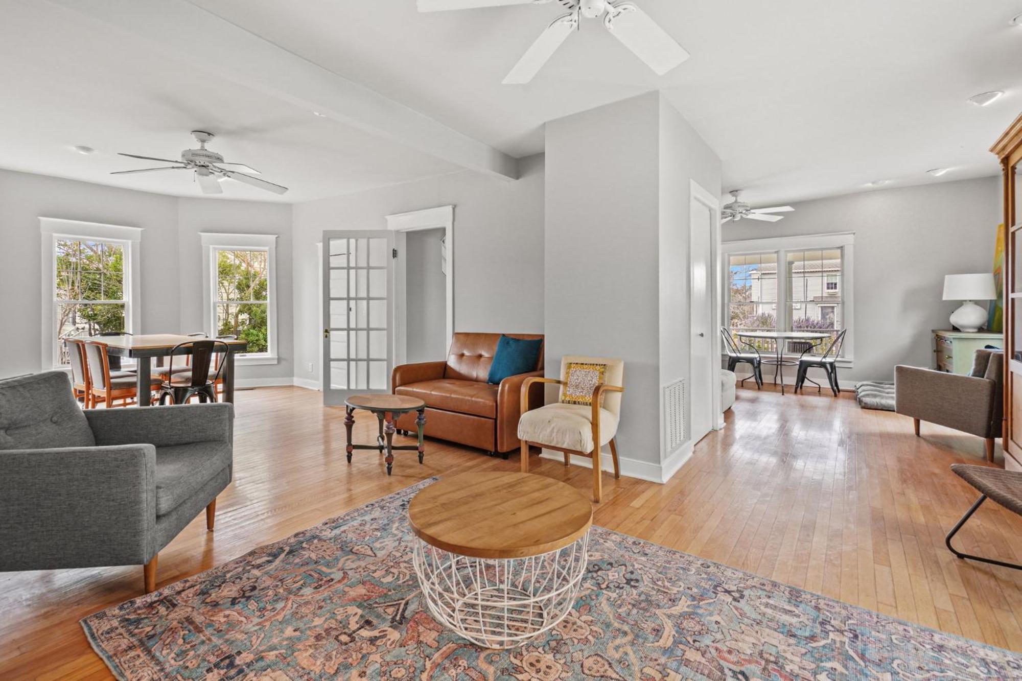 Holiday home Oasis On Main - Charming Victorian On Main Street! *
