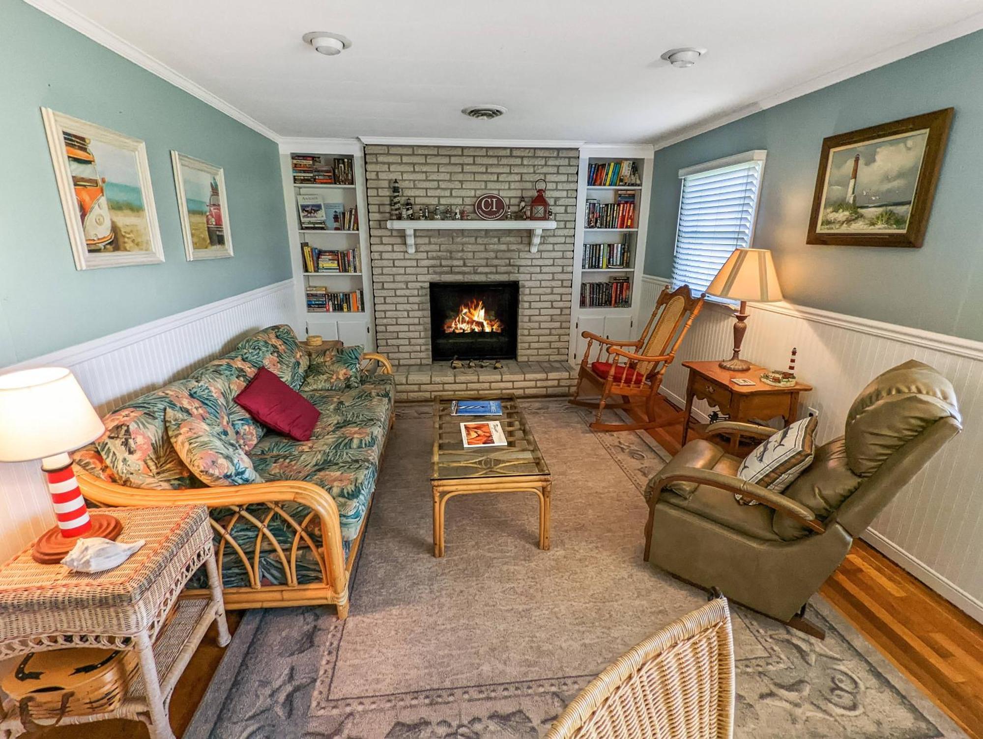 Holiday home Mermaid Crossing - Pet Friendly, Waterfront With Dock! Chincoteague