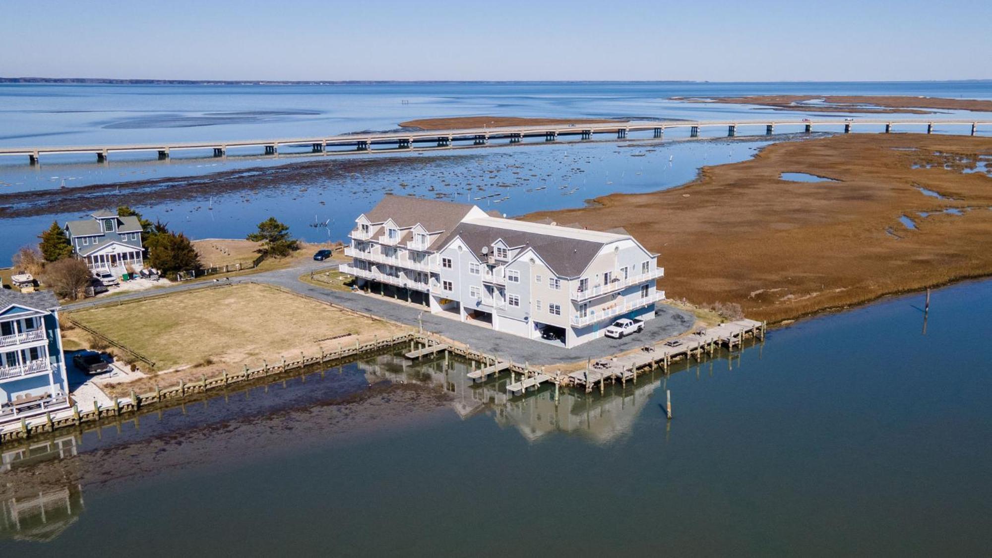 Holiday home Magic Moments - Waterfront On Marsh Island! *