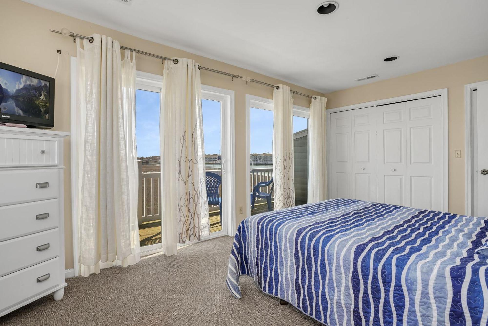 Magic Moments - Waterfront On Marsh Island! Holiday home *