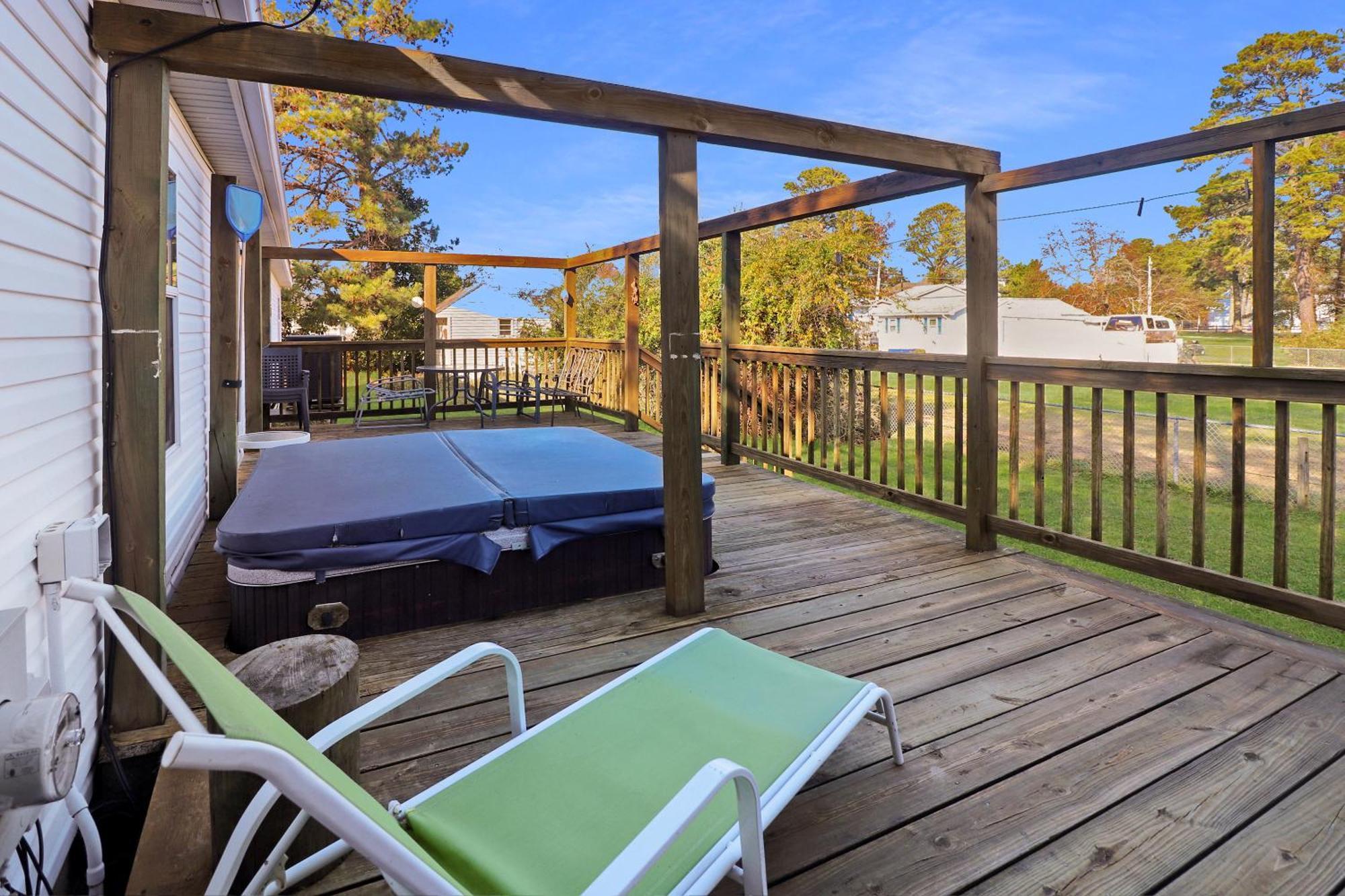 Holiday home Island Thyme - Hot Tub & Carnival Location!