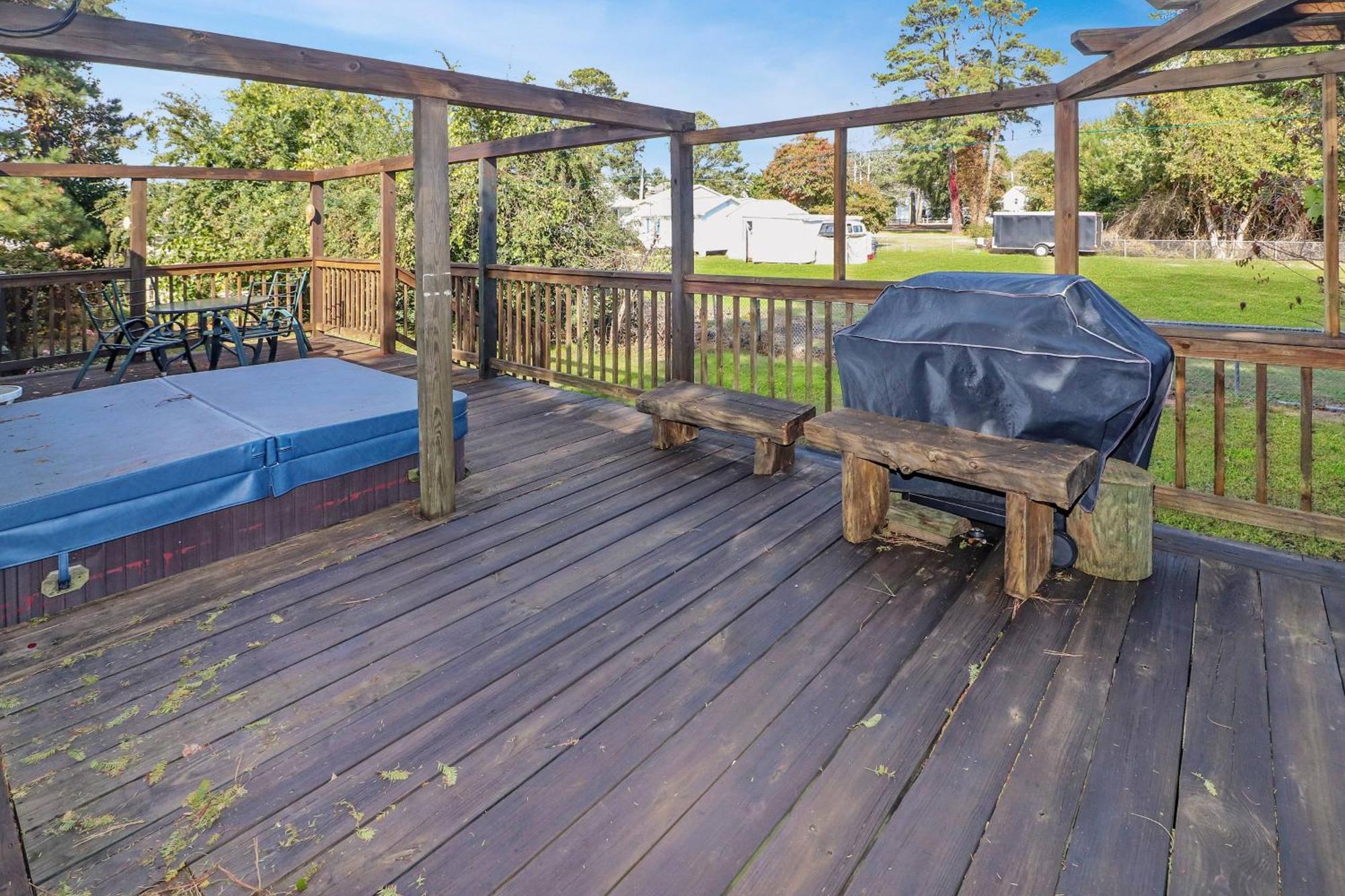 Holiday home Island Thyme - Hot Tub & Carnival Location! *