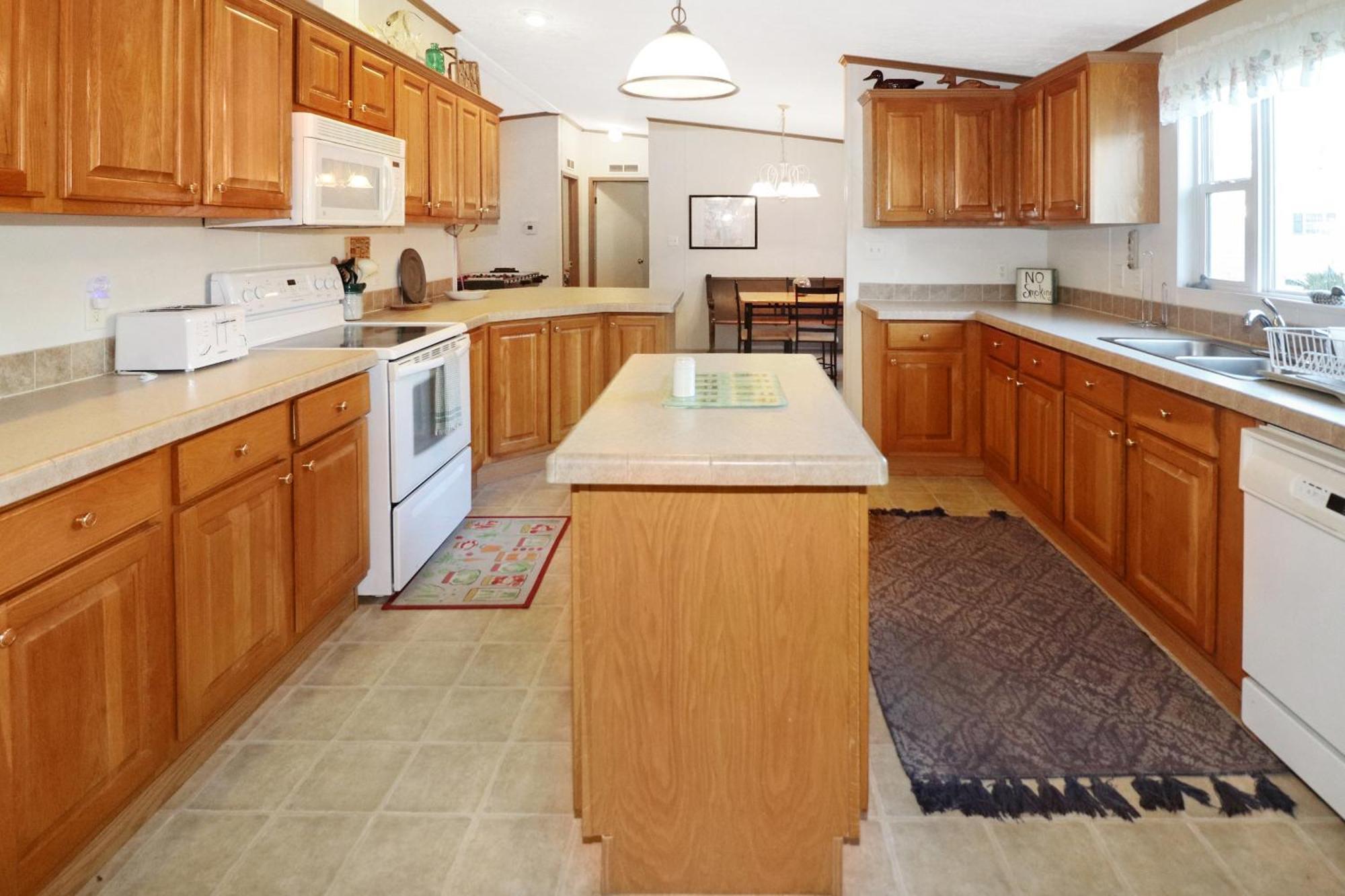 Island Thyme - Hot Tub & Carnival Location! Chincoteague