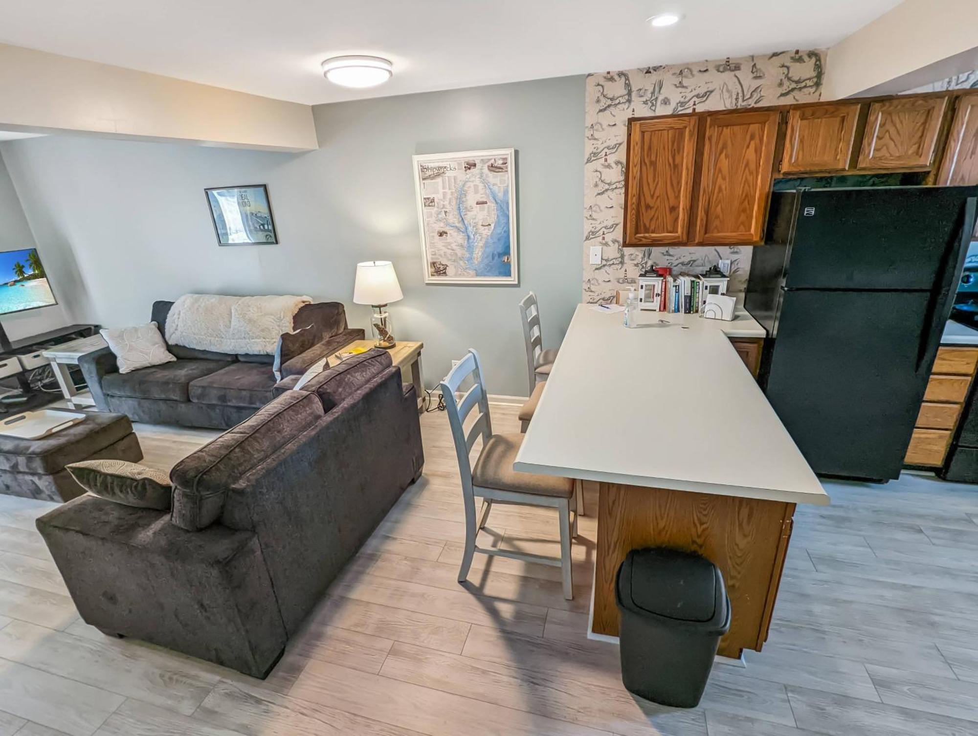Heron Landing - In Town, Coastal Cottage! Holiday home Chincoteague