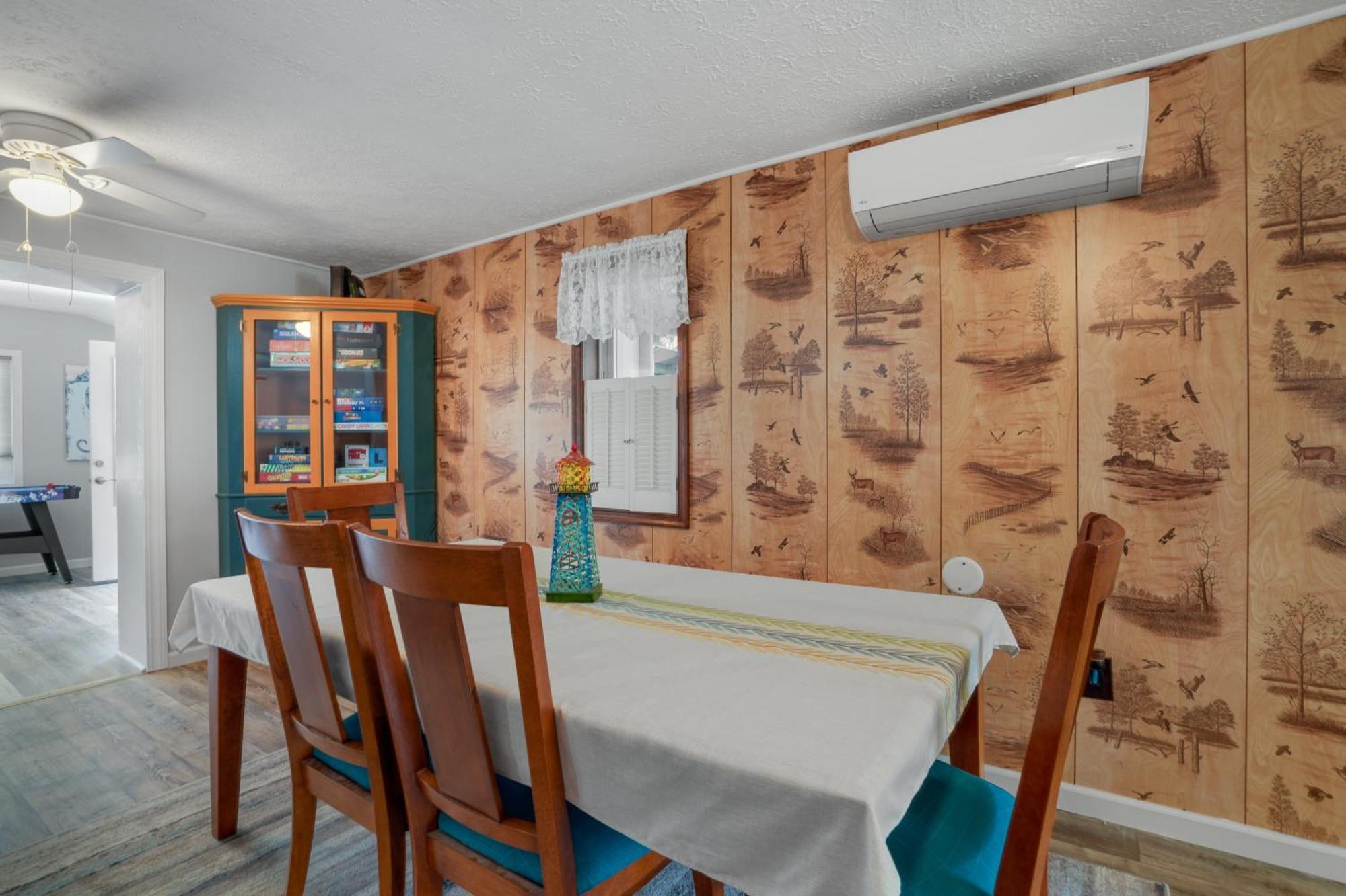 Holiday home Grandma's House - Close To Town, Game Area & Pet Friendly! *