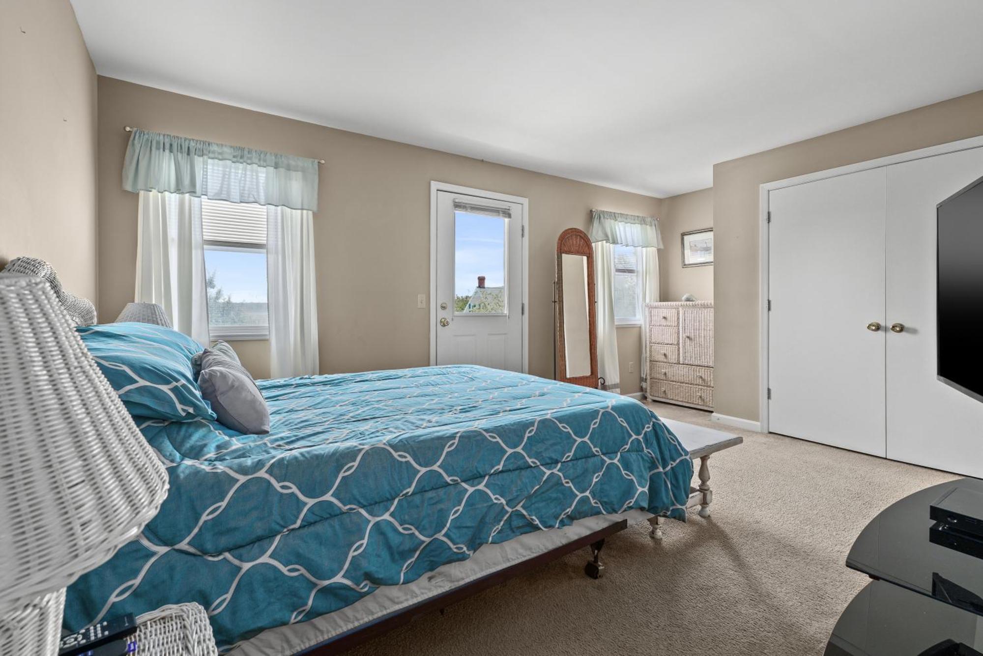 Vast Views - Pet Friendly& A Shared Pool! *