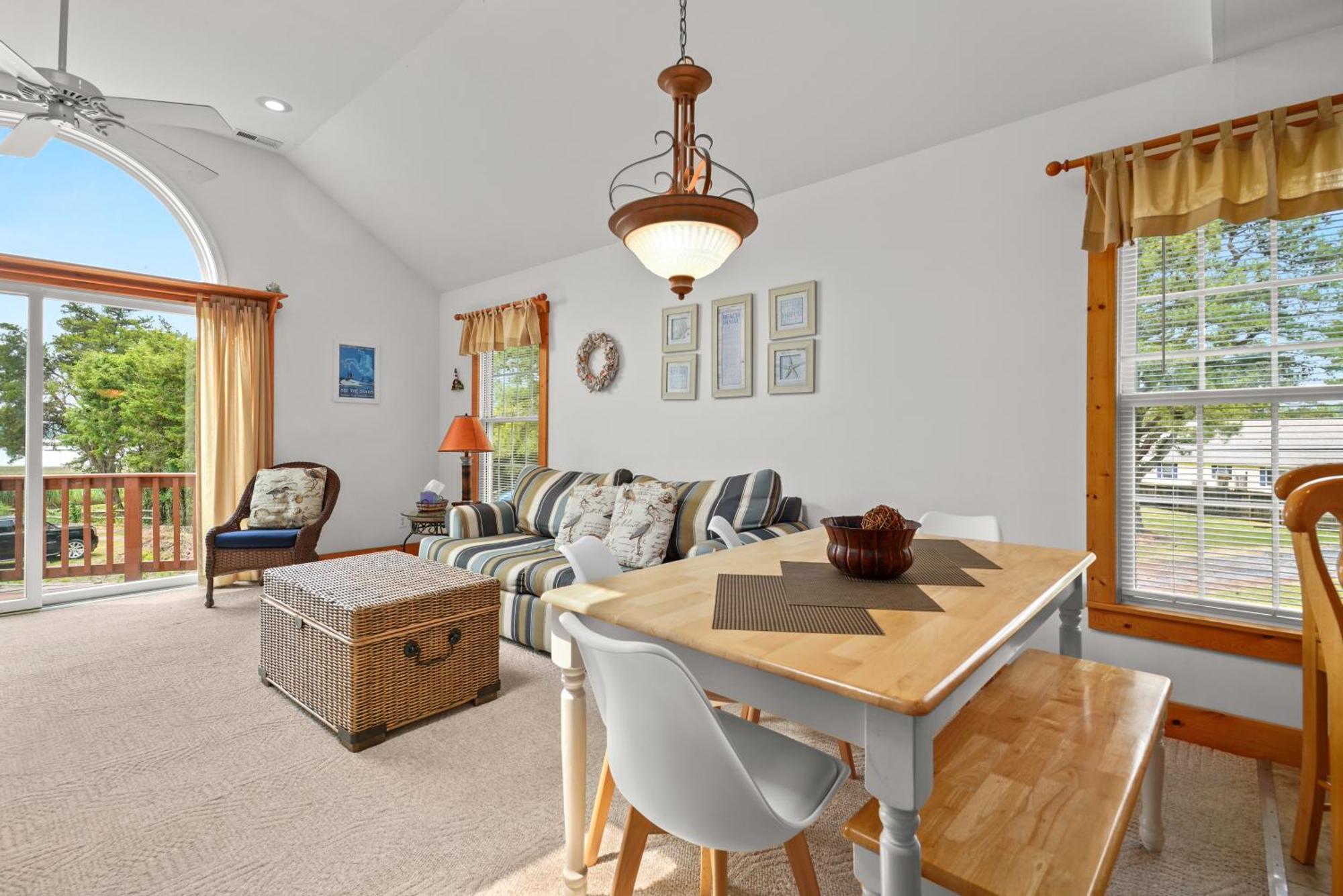 Waterman's Daughter - Pet Friendly; Water Access!