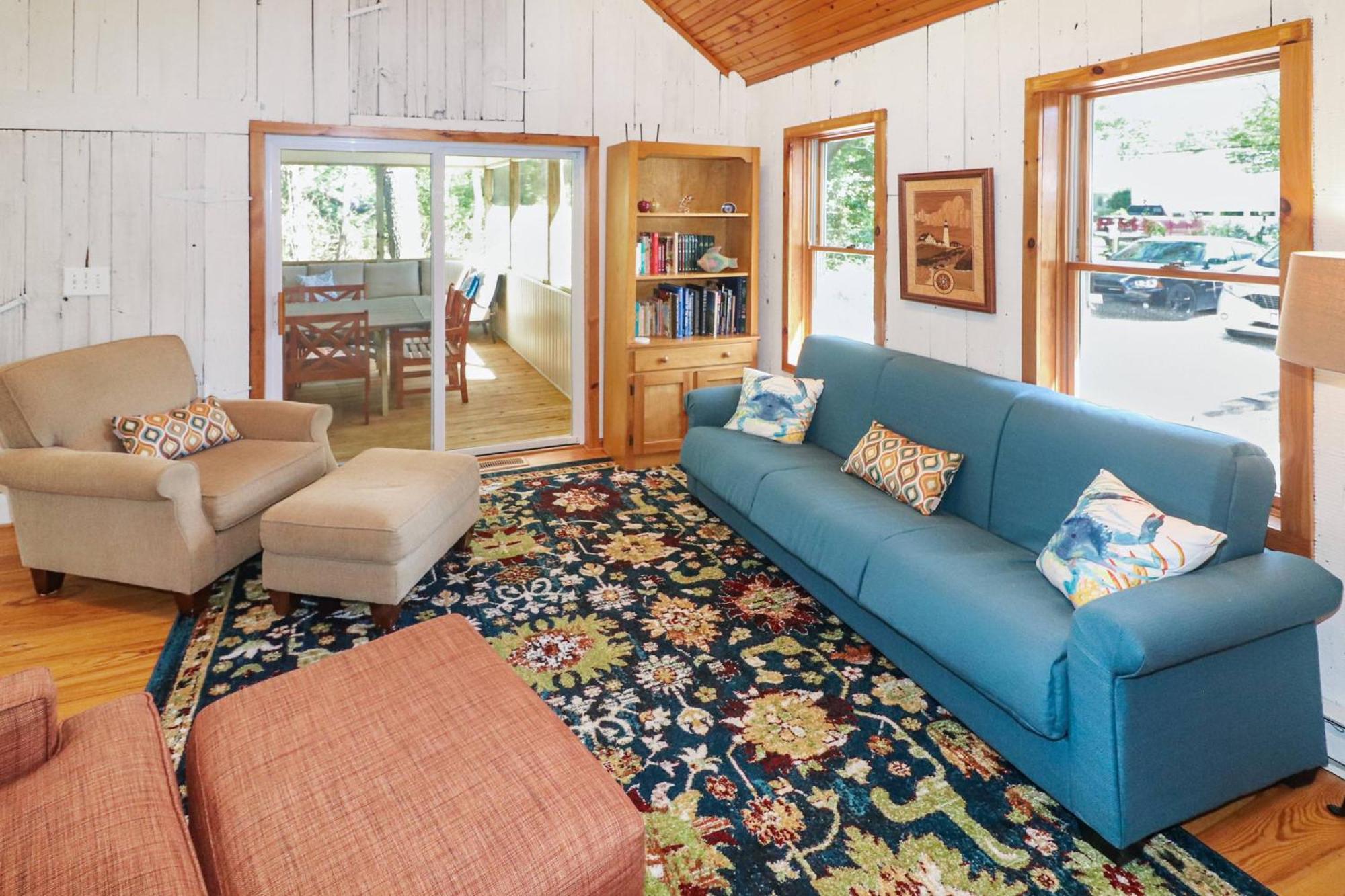 Holiday home Utter East - Great With Large Screened Porch And Firepit Next To The Pond Chincoteague
