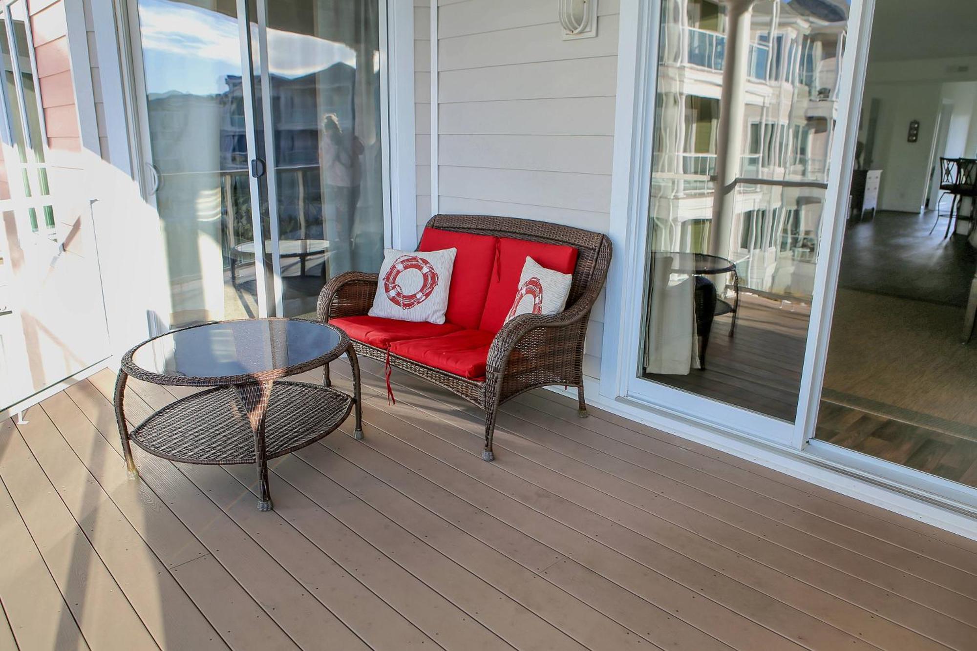 Holiday home Sunset Bay 212 - Pet Friendly & Waterfront View!