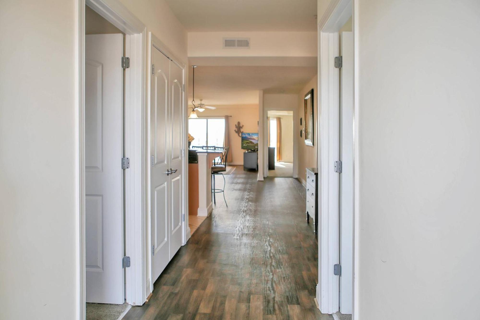 Holiday home Sunset Bay 212 - Pet Friendly & Waterfront View!