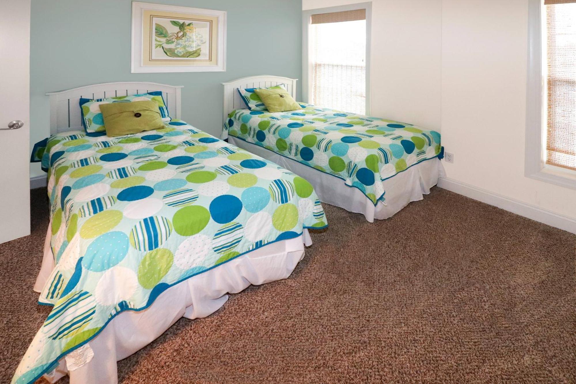 Holiday home Sunset Bay 208 - Pet Friendly & Includes A Boat Slip!