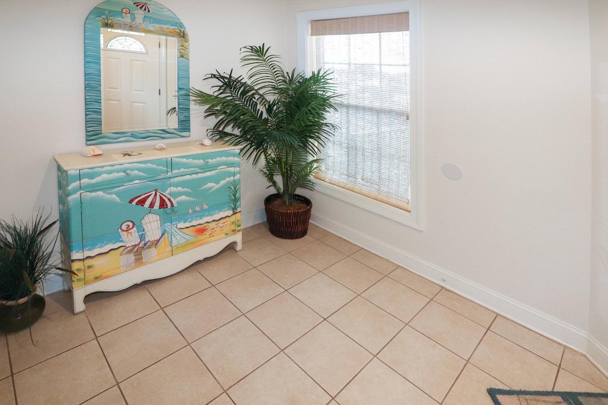 Sunset Bay 208 - Pet Friendly & Includes A Boat Slip! *