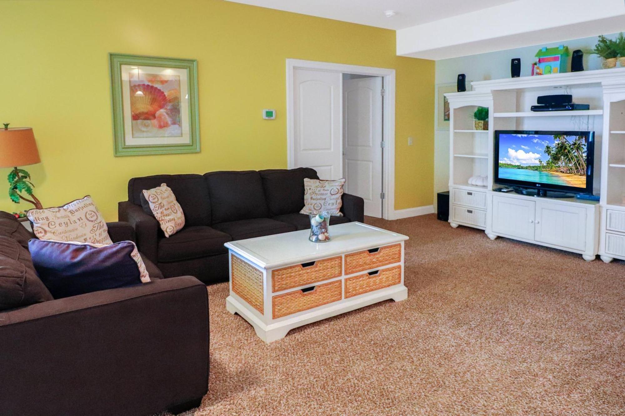 Sunset Bay 208 - Pet Friendly & Includes A Boat Slip! Holiday home