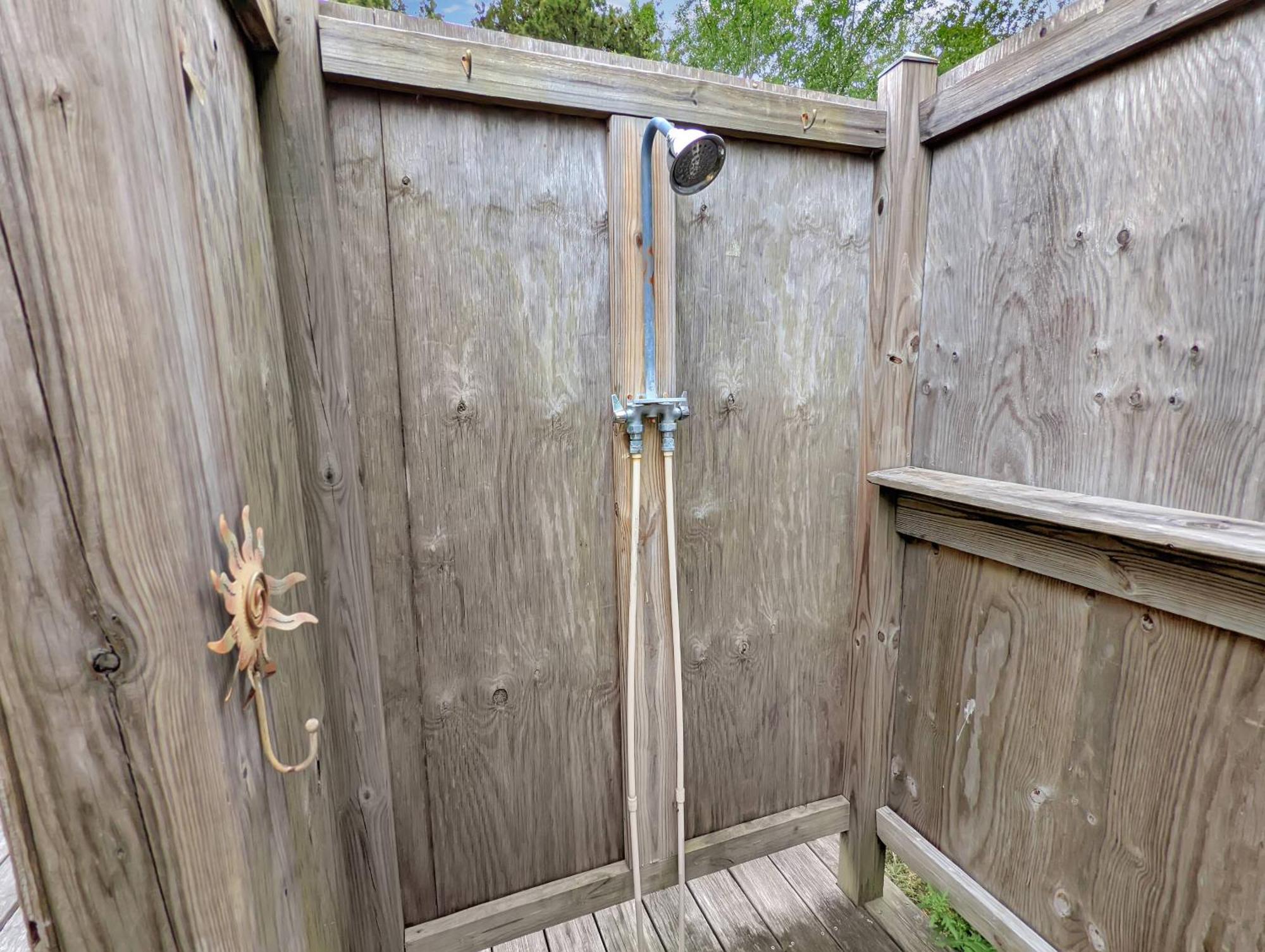 Shell - Pet Friendly, Hot Tub, Fenced Yard! Holiday home