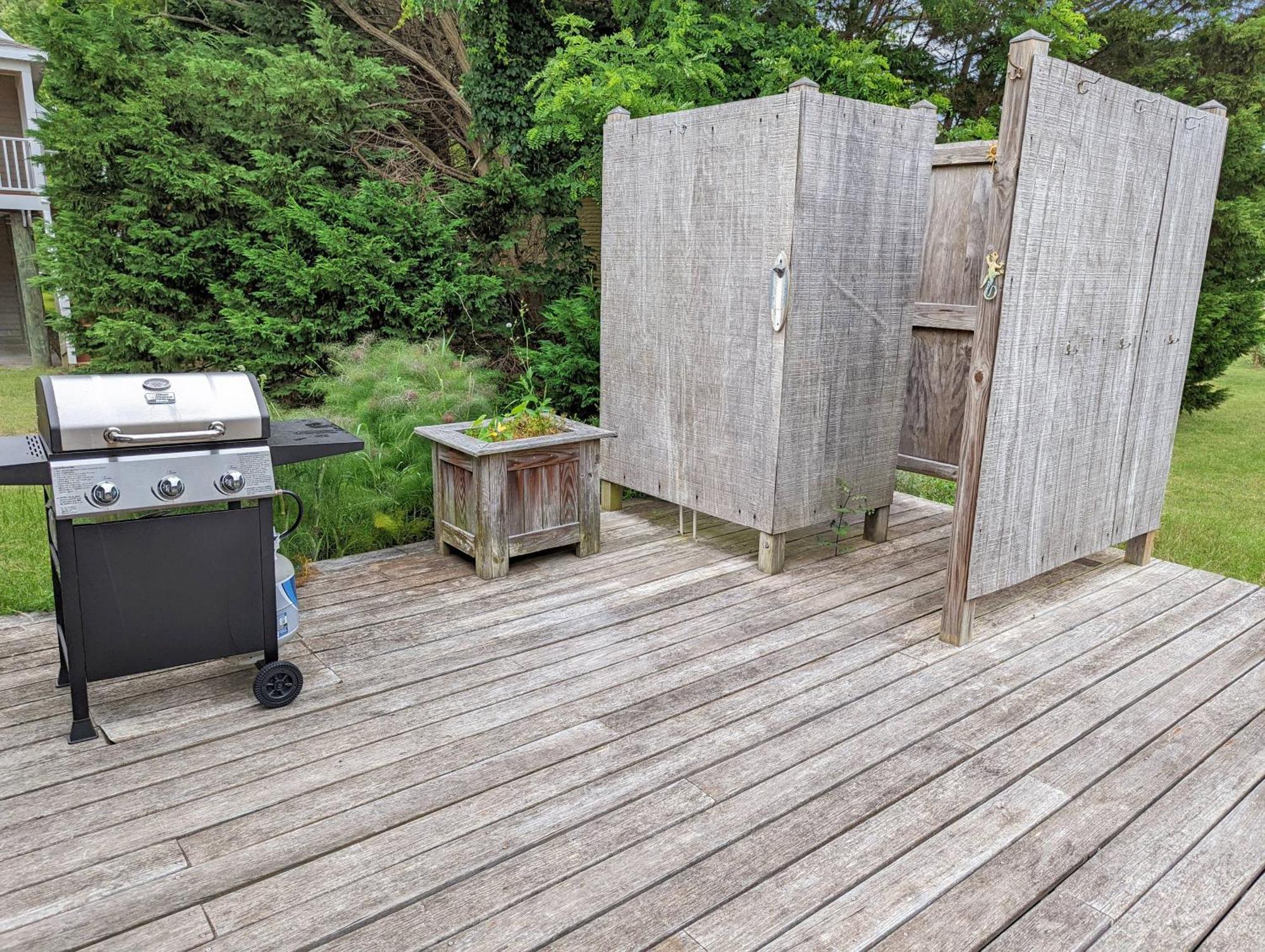 Shell - Pet Friendly, Hot Tub, Fenced Yard! Holiday home *