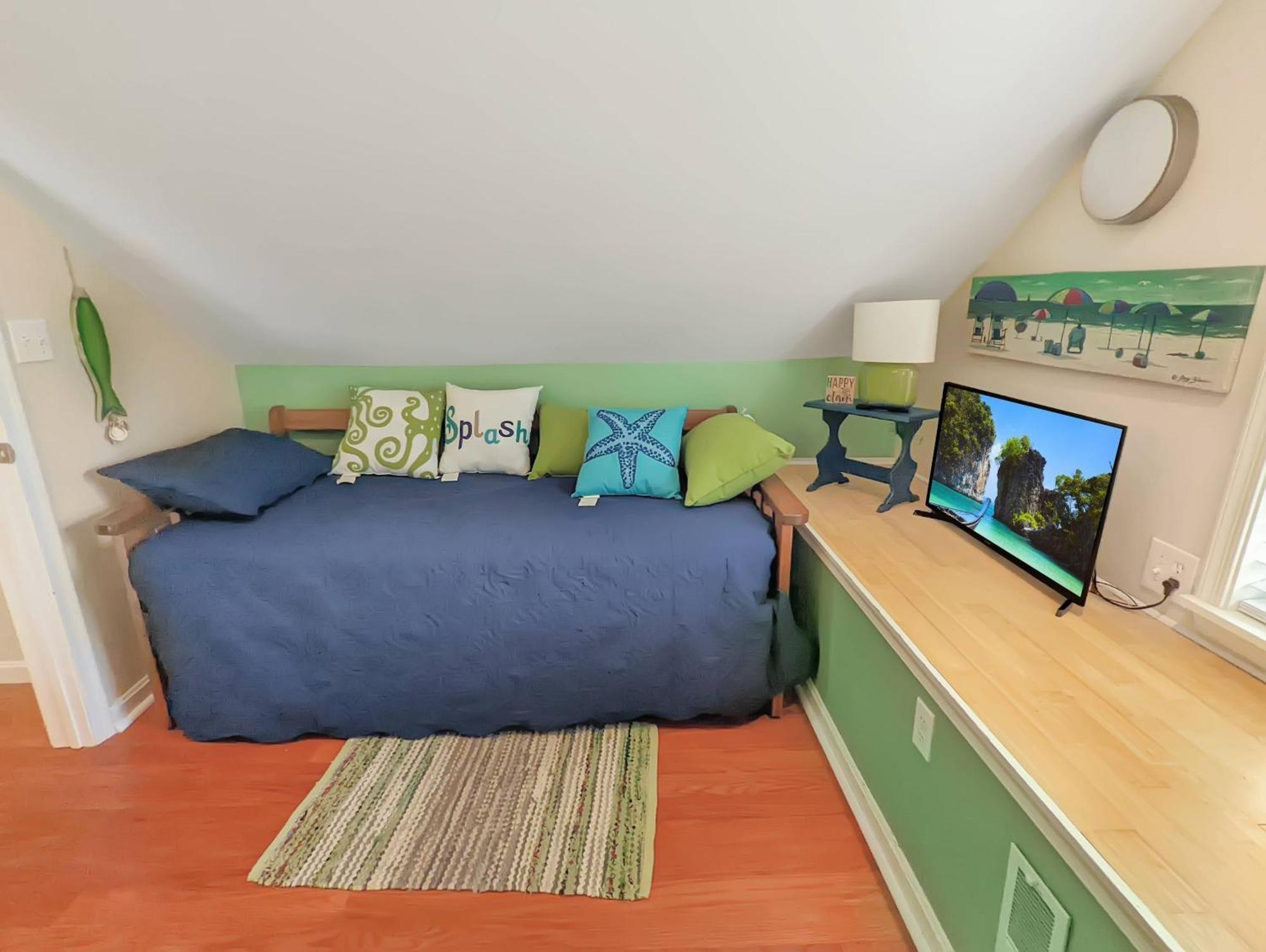 Holiday home Shell - Pet Friendly, Hot Tub, Fenced Yard! Chincoteague