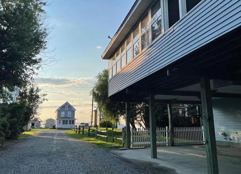 Holiday home Casa Mar - Main Street & Screened Porch! Chincoteague