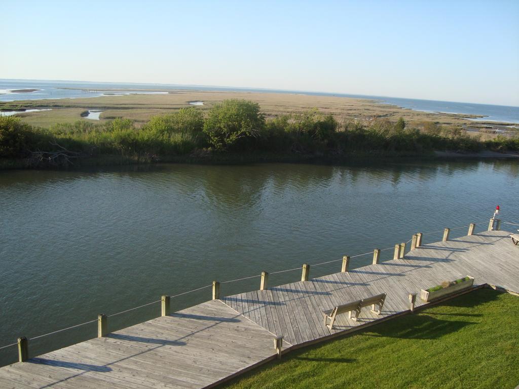 Island 2* Chincoteague