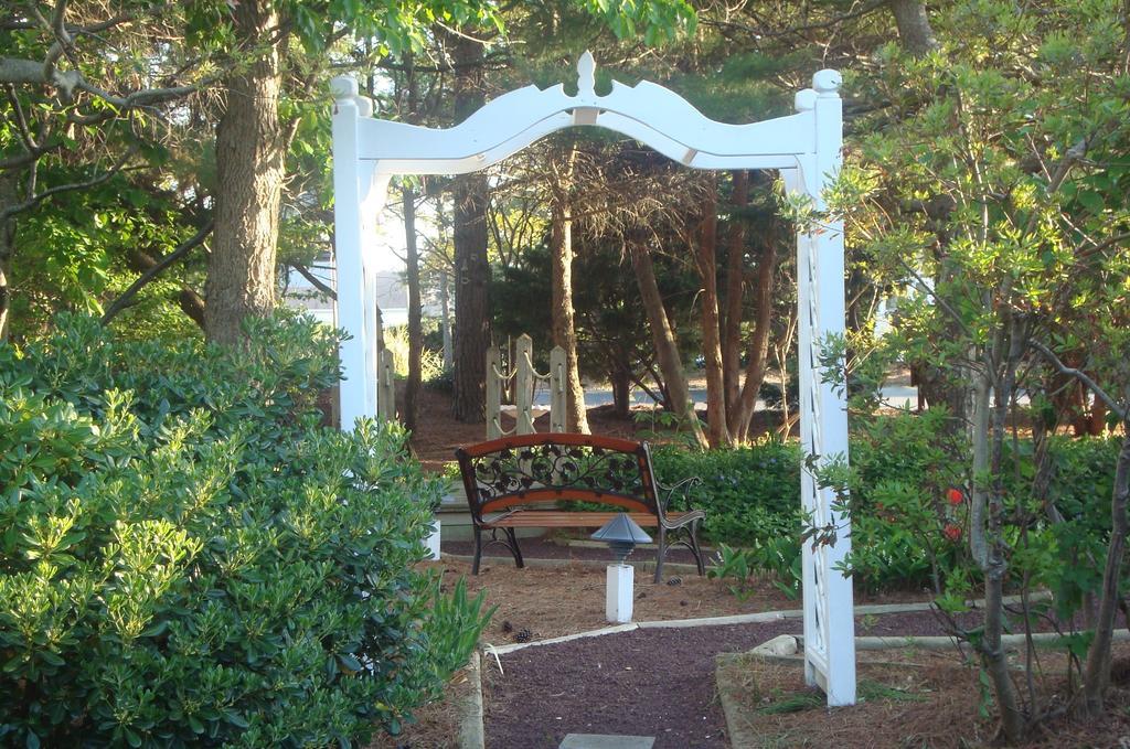 Island 2* Chincoteague
