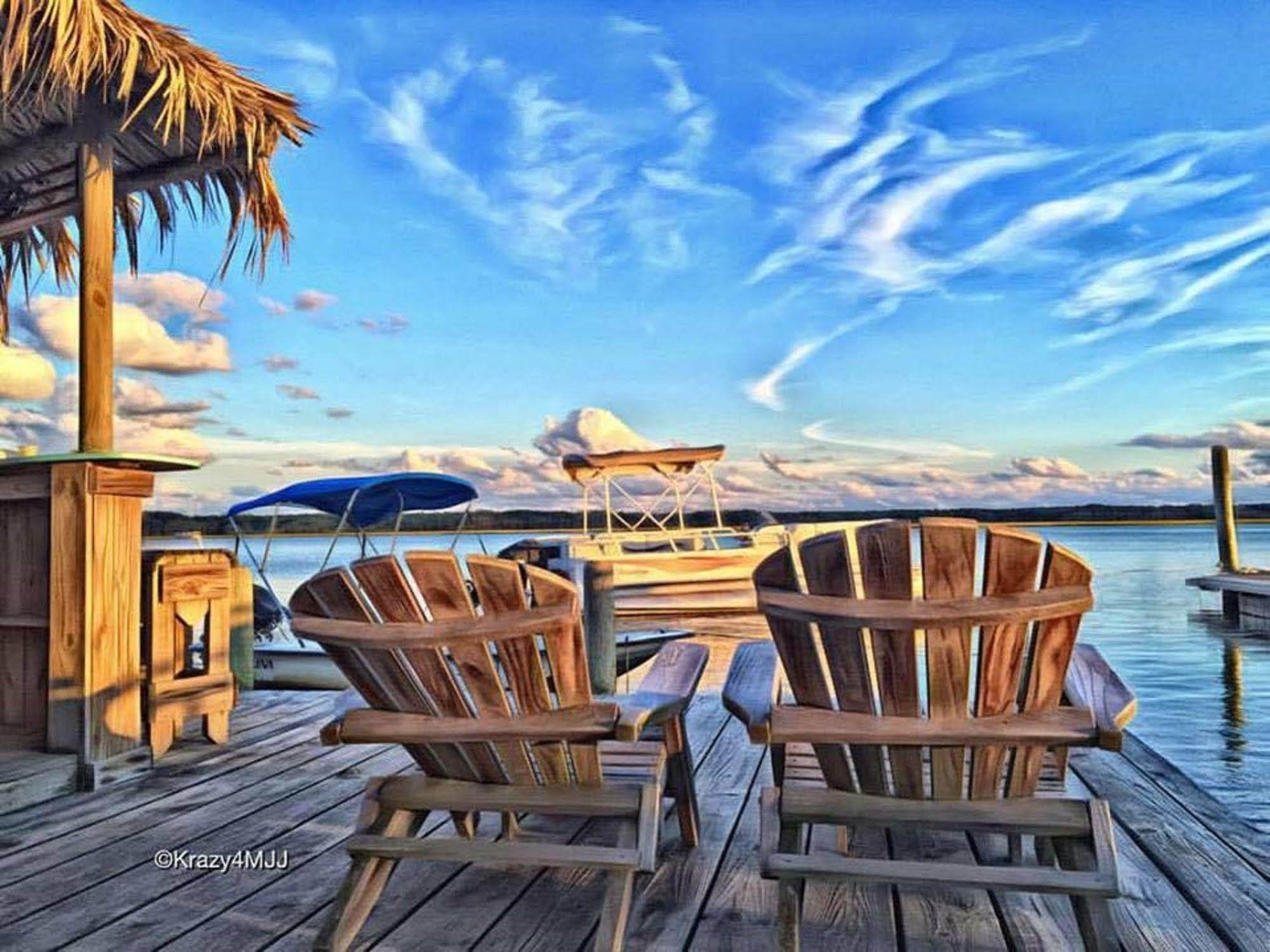 Snug Harbor Marina And