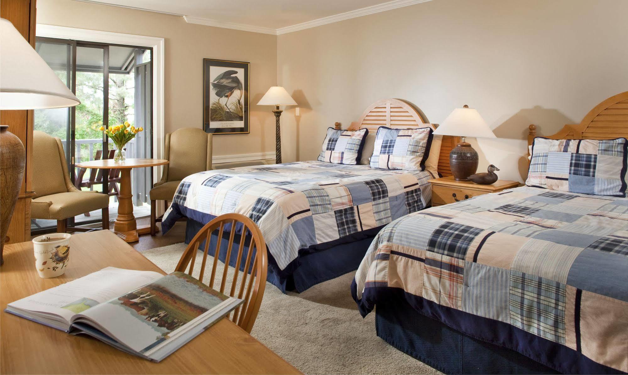 Refuge Hotel 3*