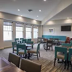 Comfort Suites Chincoteague Island Bayfront Resort