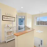 Sea La Vie - Duplex, Shared Pool!