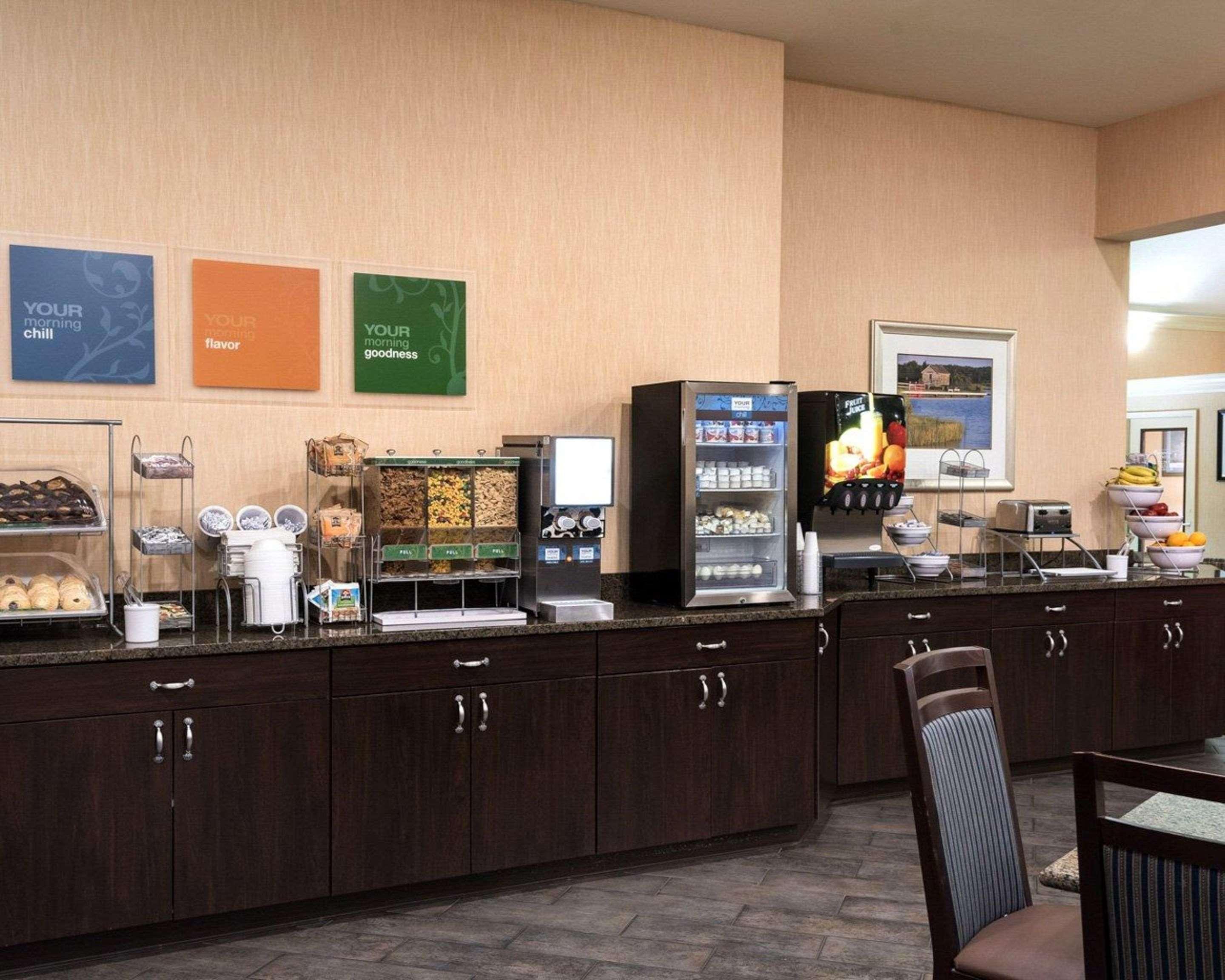 Comfort Island Bayfront Hotel 3*