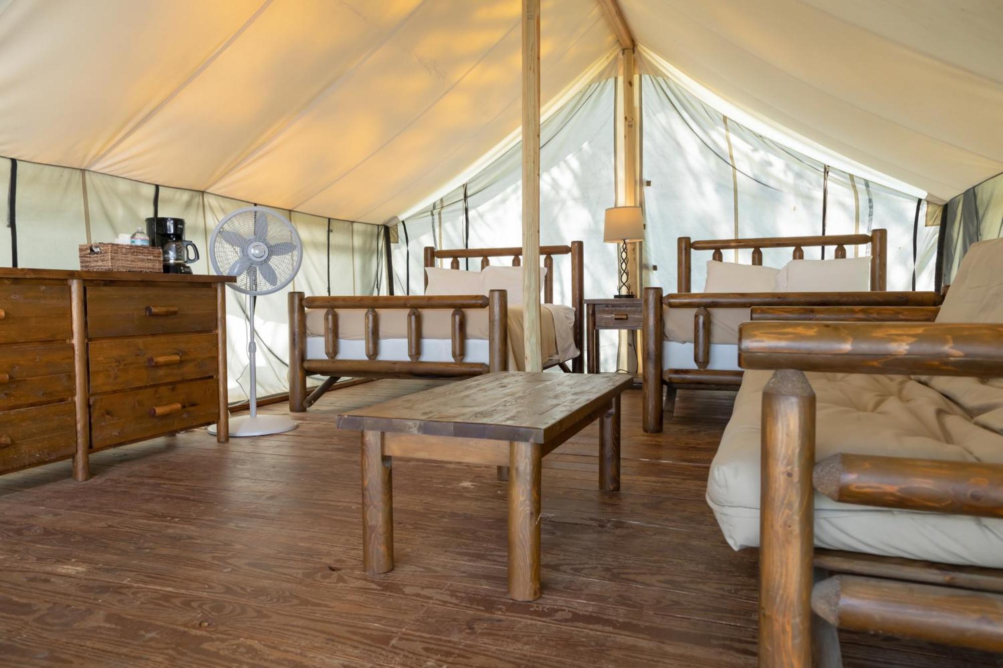 Jellystone Park Island Holiday home *