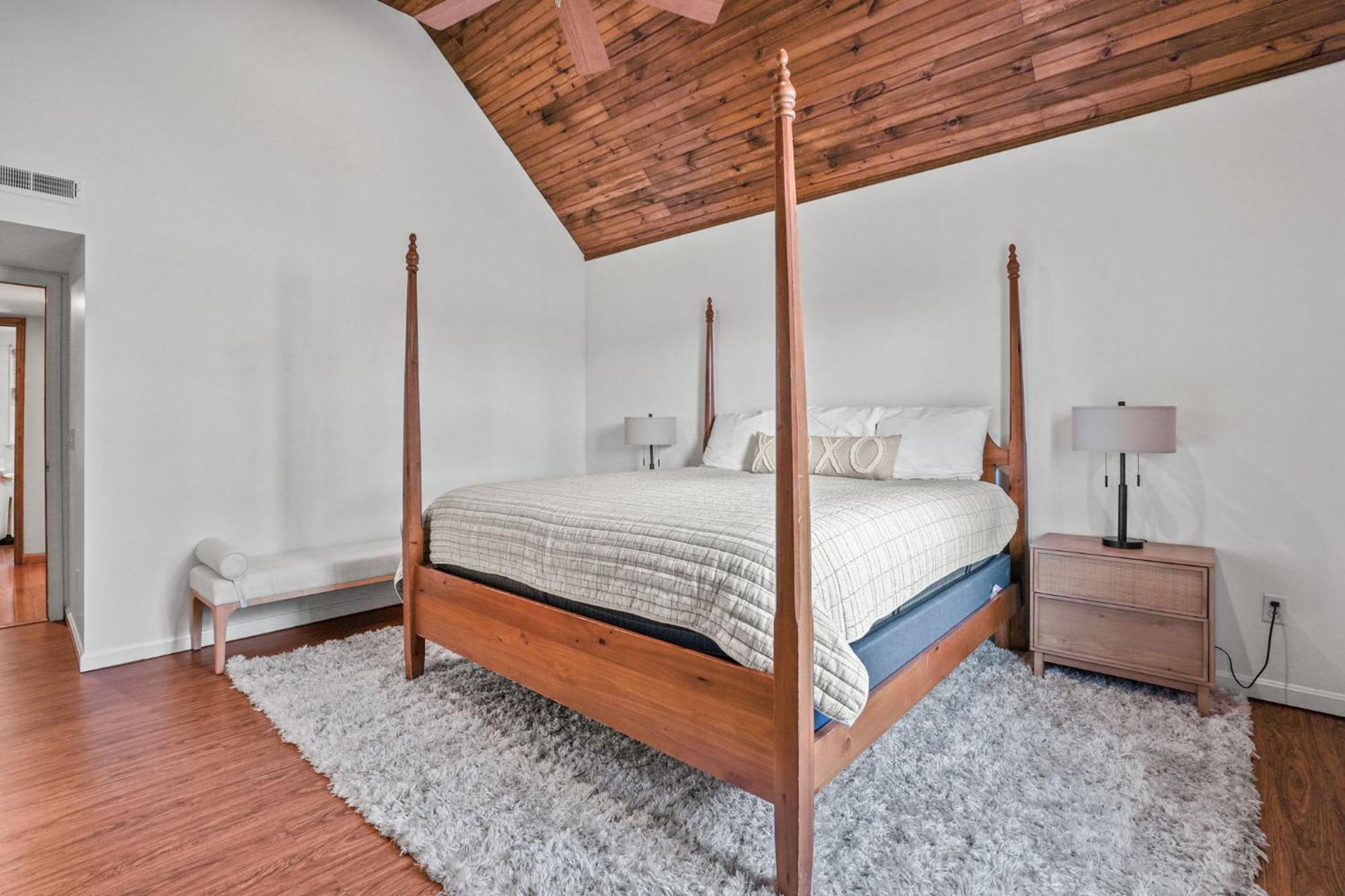 Holiday home Casa Del Mar - Pet Friendly With Hot Tub!