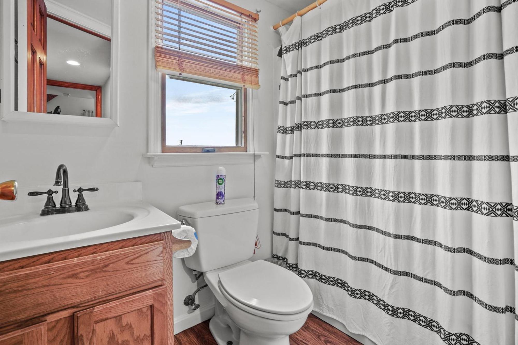 Casa Del Mar - Pet Friendly With Hot Tub! Holiday home