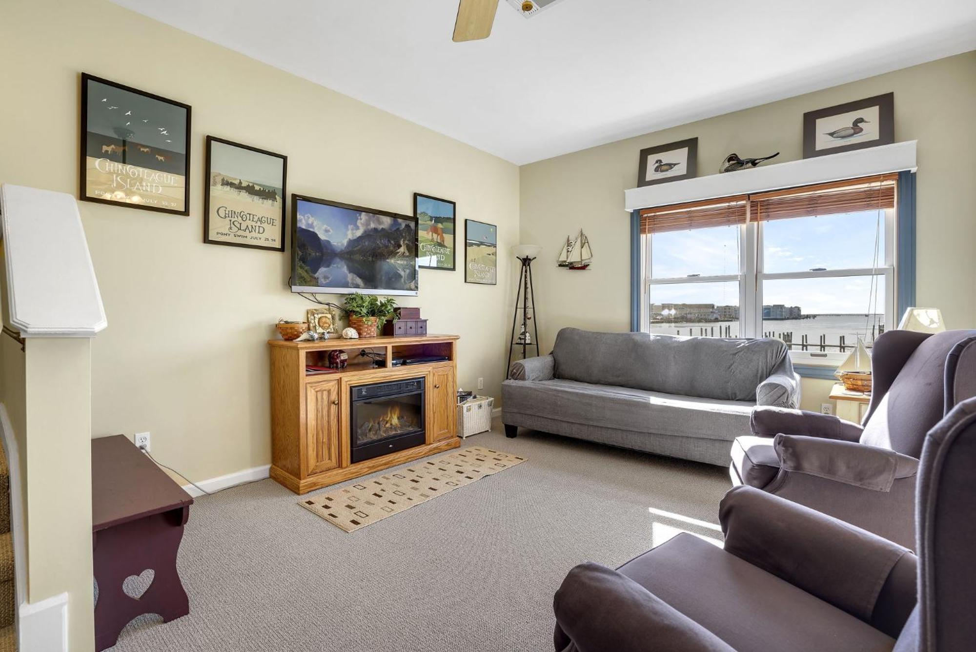 Holiday home Sundance At Marsh Island - Waterfront Townhome! *